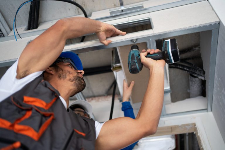 Tips dan Trik Menjadi Teknisi CCTV Profesional